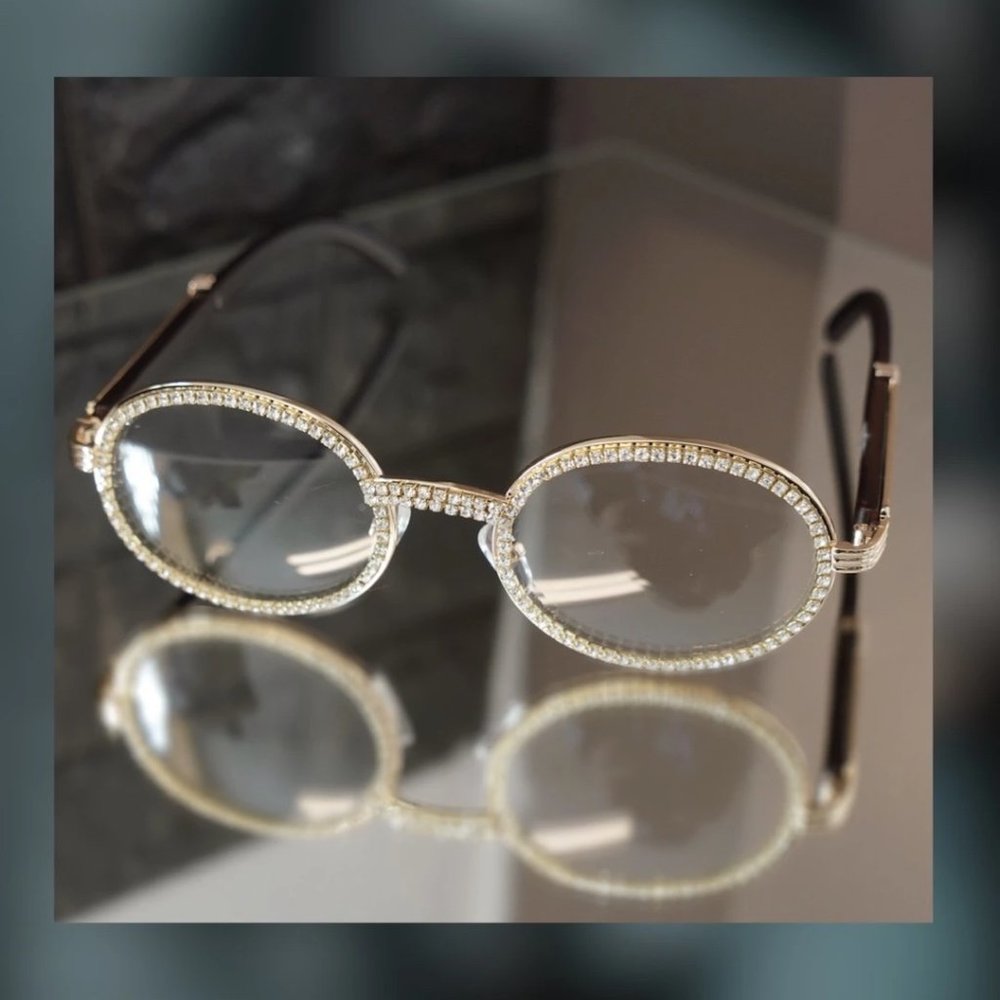 Round Eyeglasses in Gold